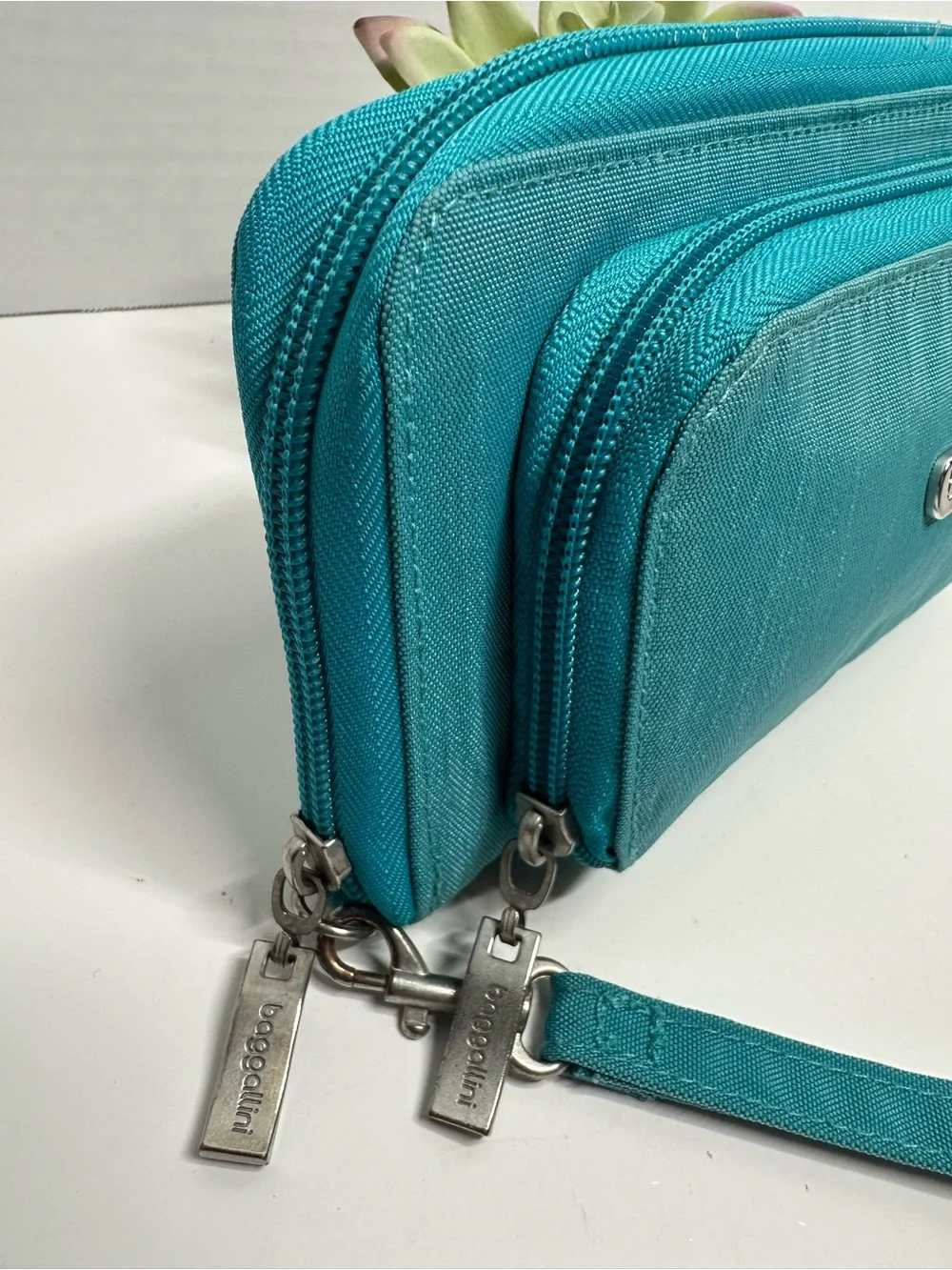 Teal Wristlet Organizer - Compact Women's wallet